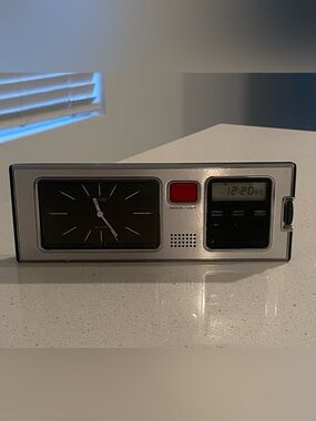 Vintage Seiko Desk Alarm Clock Watch - SP304F 72104